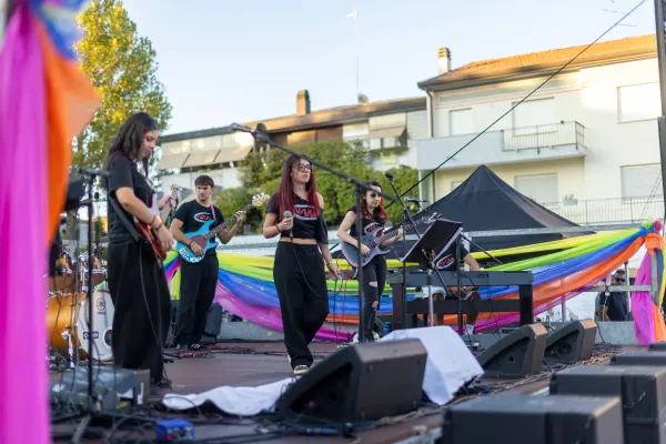 Sabato · Musica