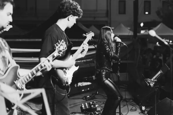 Sabato · Musica