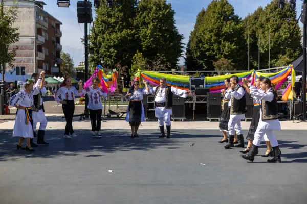 Domenica · Cultura