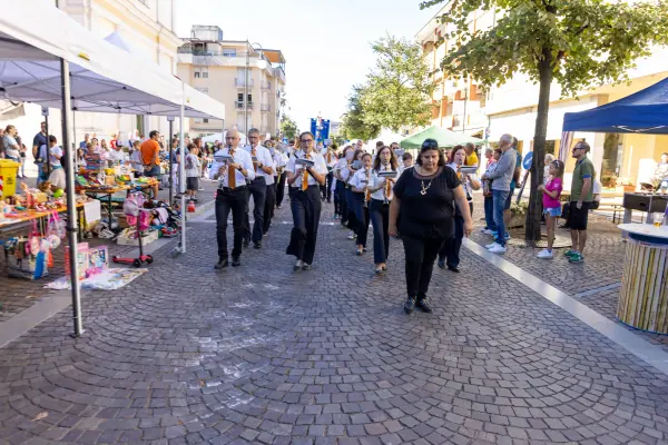 Domenica · Festa e Sapori