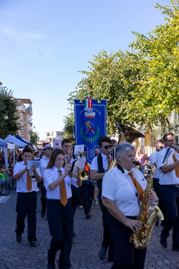 Domenica · Festa e Sapori