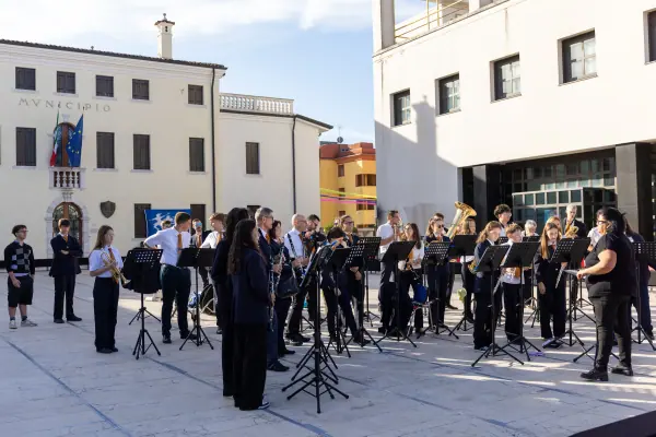 Domenica · Musica