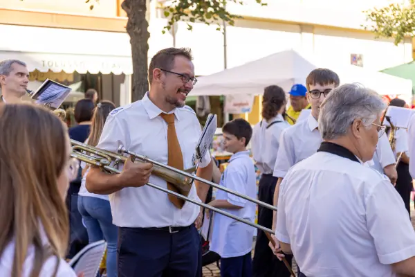 Domenica · Musica