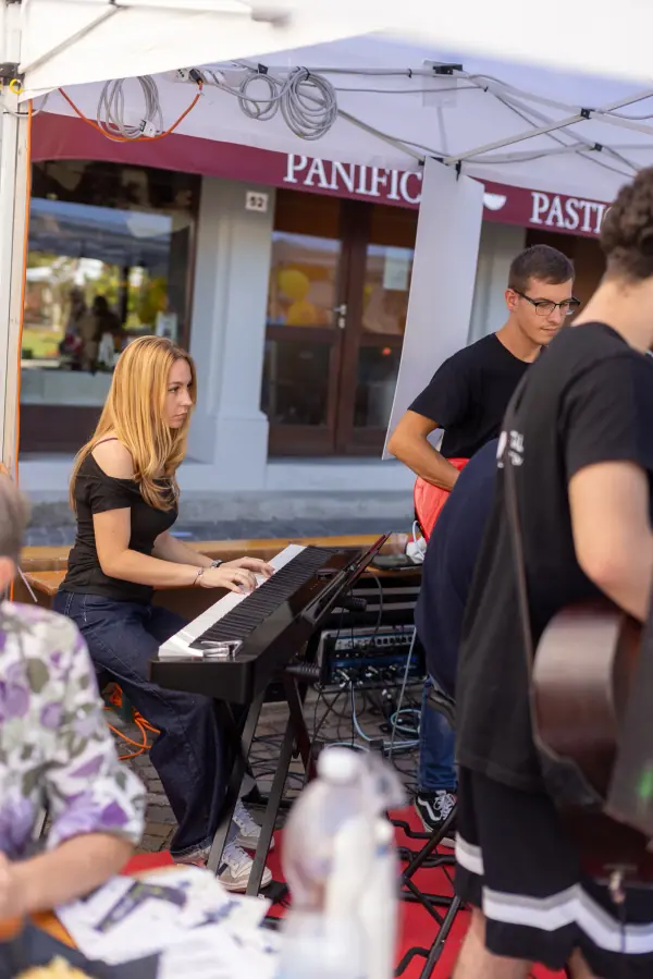 Domenica · Musica