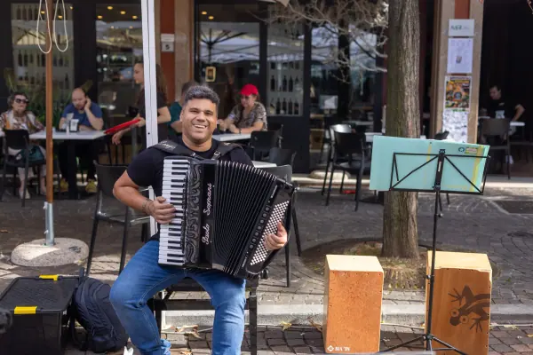 Domenica · Musica