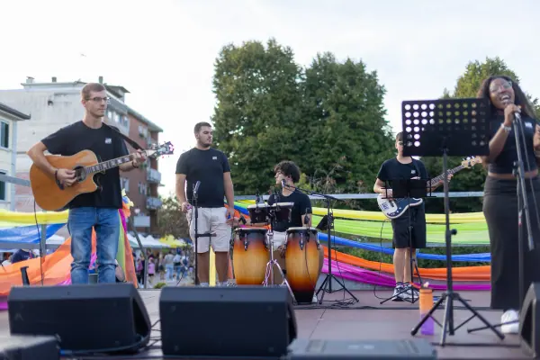 Domenica · Musica
