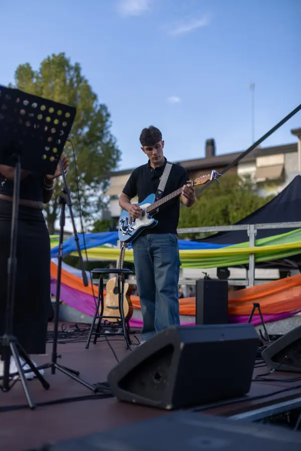 Domenica · Musica