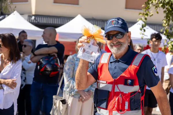 Domenica · Volontariato