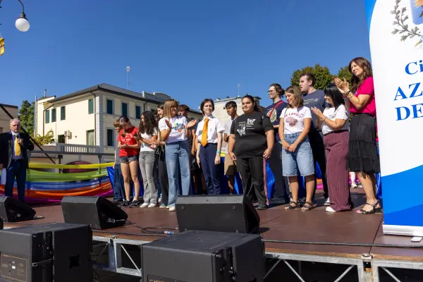 Domenica · Volontariato