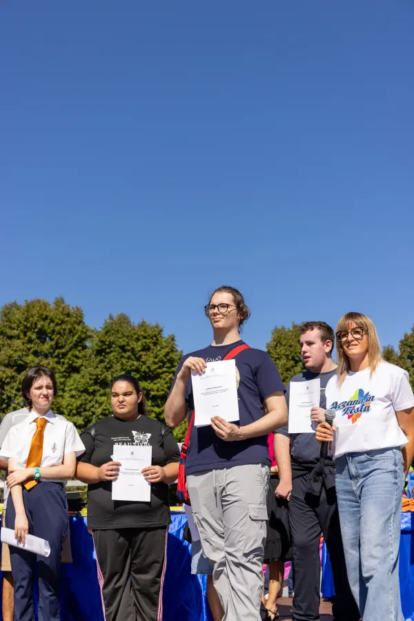 Domenica · Volontariato